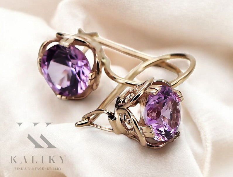 Vintage Amethyst Earrings in 14K Rose Gold (vec029r-am) — side view showing the setting