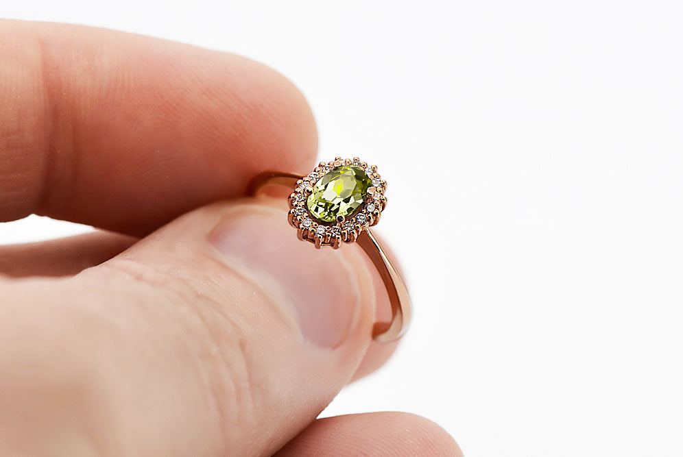 Vintage Yellow Peridot Ring in 14K Rose Gold (crc009r-yp) — worn on the hand, showing profile