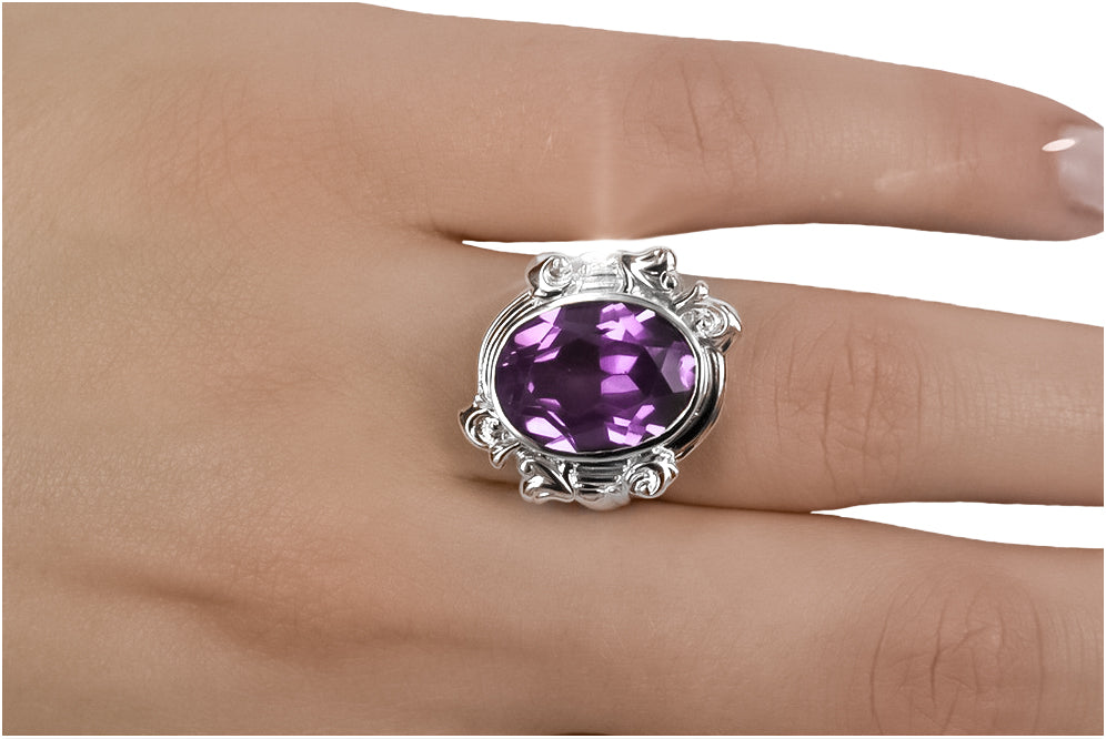 Vintage Amethyst Ring in Sterling Silver (vrc100s-am)