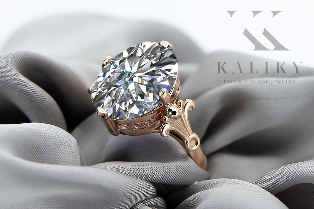 Vintage Zircon Craft Ring in 14K Rose Gold (vrc369r-zi) — worn on the hand, showing profile