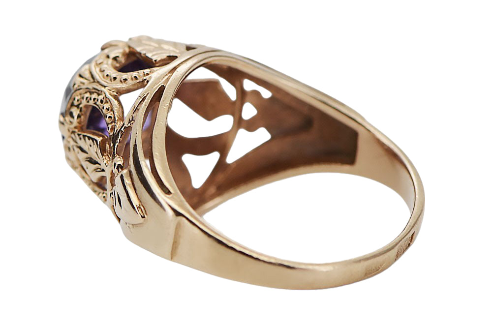 Vintage Alexandrite Ring in 14K Rose Gold (vrc080r-ax) — close-up of the stone and setting