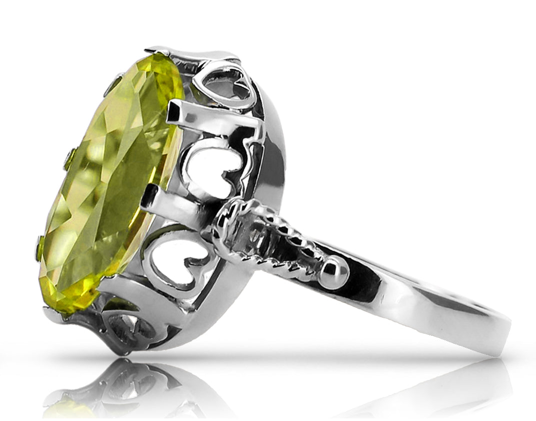 Vintage Yellow Peridot Ring in Sterling Silver (vrc134s-yp) — side view showing the setting