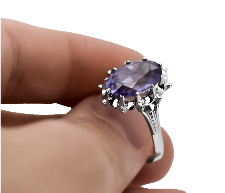 Vintage Alexandrite Ring in Sterling Silver (vrc079s-ax) — full view of the piece