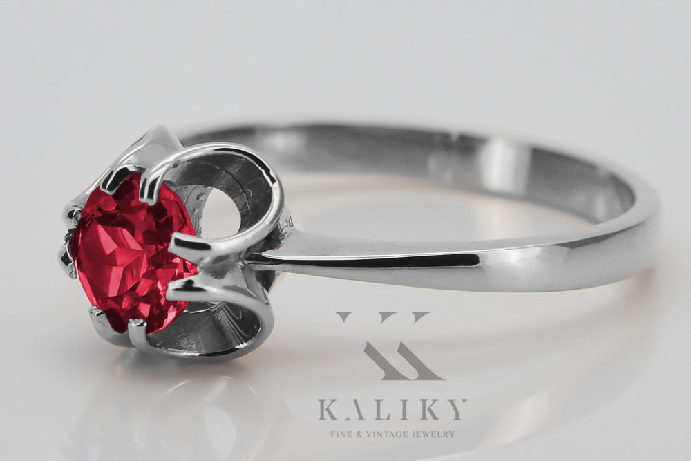 Vintage Ruby Ring in Sterling Silver (vrc348s-rb) — side view showing the setting