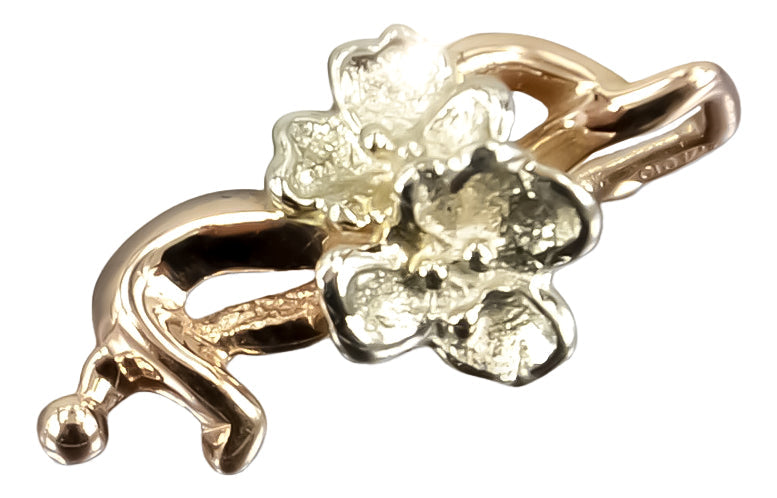 Vintage Flower Pendant in 14K Rose Gold (vpn096) — full view of the piece