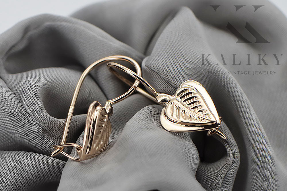 Vintage Leaf Earrings in 14K Rose Gold (ven015) — full view of the piece