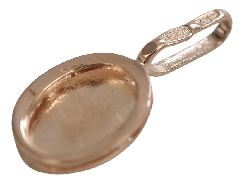 Vintage Cameo Pendant in 14K Rose Gold (vpn007) — side view showing the setting
