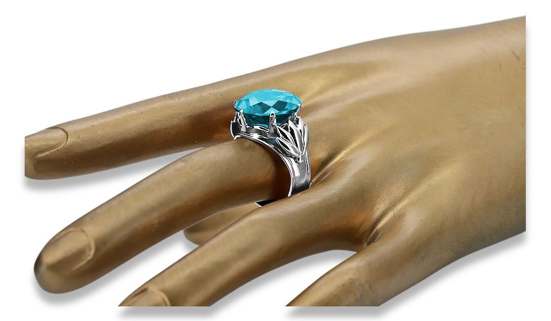 Vintage Aquamarine Ring in Sterling Silver (vrc029s-aq) — close-up of the stone and setting