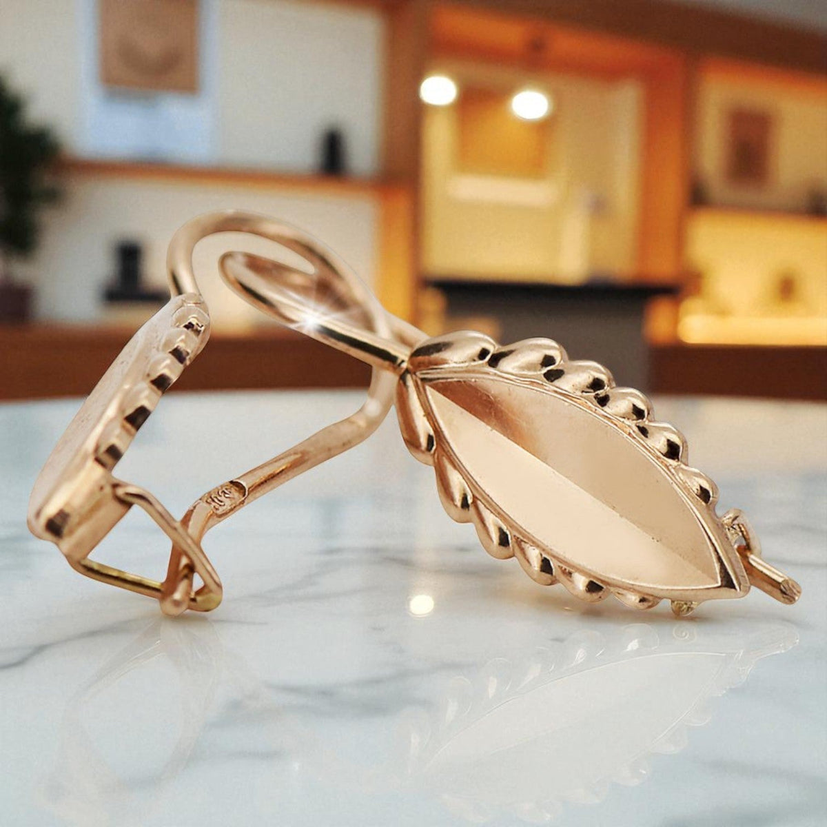 Vintage Leaf Earrings in 14K Rose Gold (ven078)