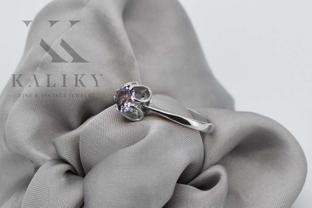 Vintage Alexandrite Ring in Sterling Silver (vrc348s-ax) — back view with the clasp