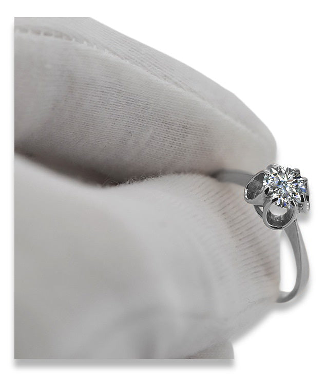 Vintage Zircon Ring in Sterling Silver (vrc348s-zi) — side view showing the setting
