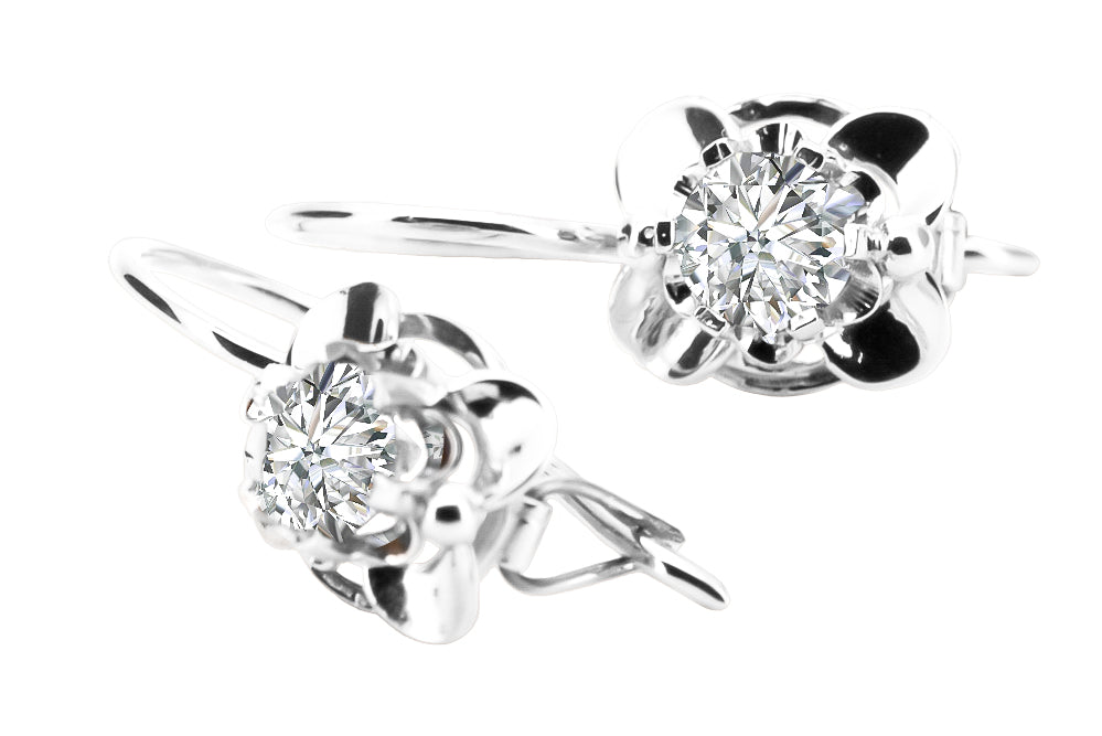 Vintage Zircon Cubic Earrings in Sterling Silver (vec116s-zi) — close-up of the stone and setting