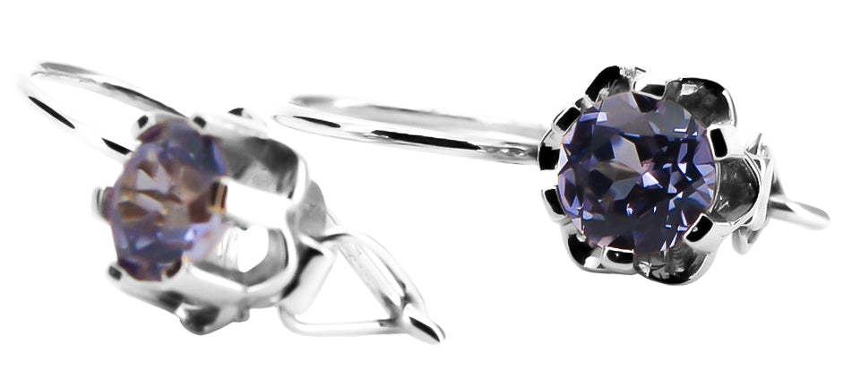 Vintage Alexandrite Earrings in Sterling Silver (vec019s-ax) — close-up of the stone and setting