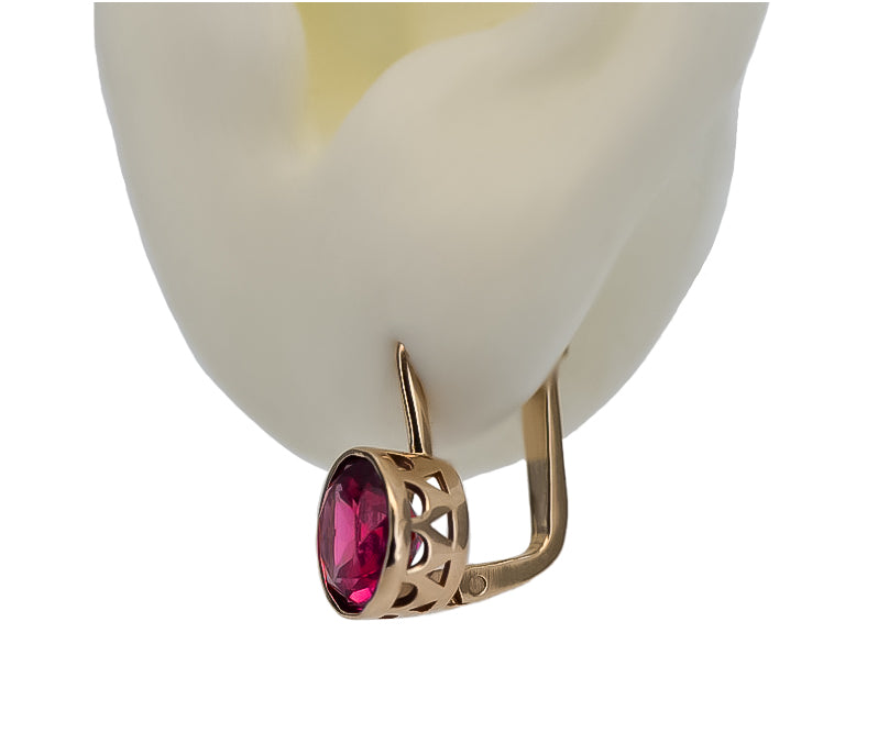 Vintage Ruby Earrings in 14K Rose Gold (vec107r-rb) — side view showing the setting