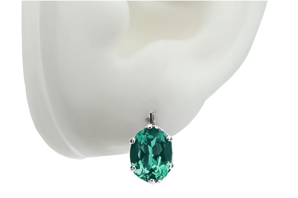 Vintage Emerald Earrings in Sterling Silver (vec003s-em) — close-up of the stone and setting