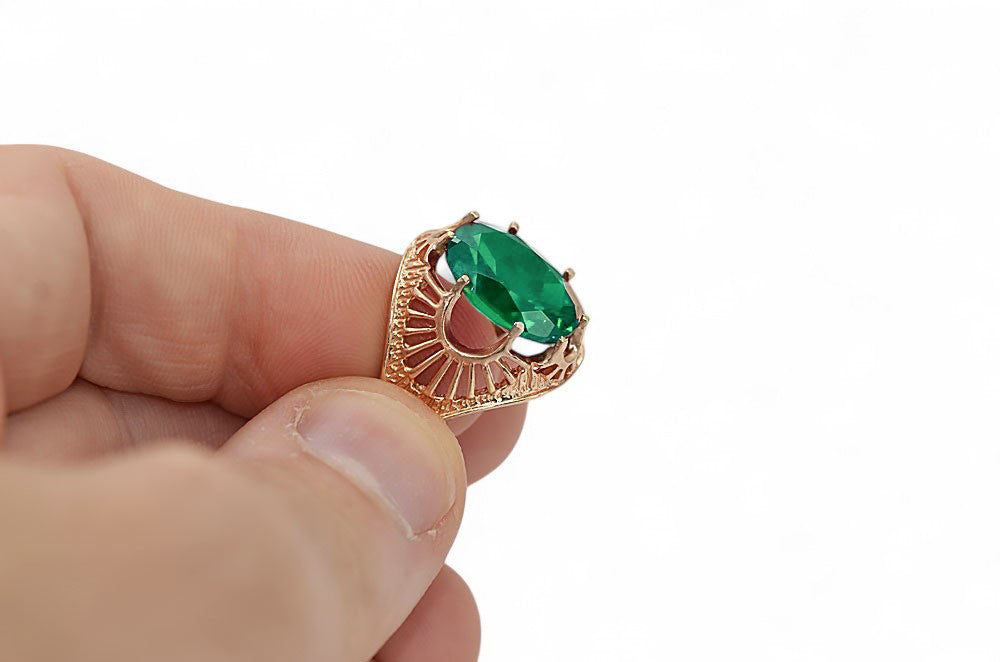 Vintage Emerald Ring in 14K Rose Gold (vrc003r-em) — side view showing the setting