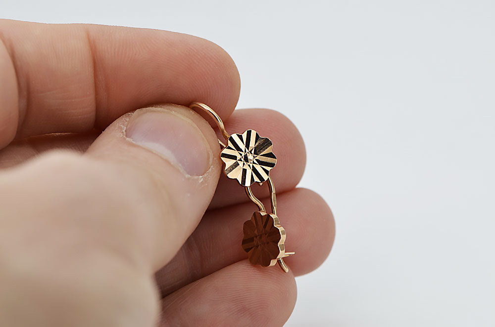 Vintage Flower Earrings in 14K Rose Gold (ven163) — view 3