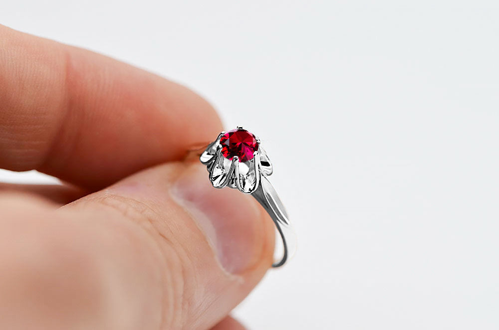 Vintage Ruby Craft Ring in Sterling Silver (vrc004s-rb) — side view showing the setting
