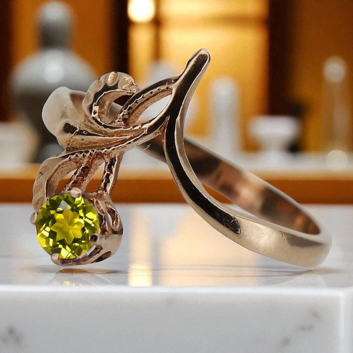 Vintage Yellow Peridot Ring in Rose Gold-Plated Sterling Silver (vrc095rp-yp)