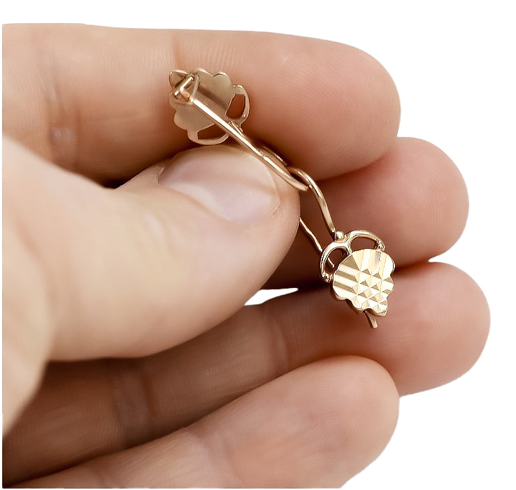 Vintage Leaf Earrings in 14K Rose Gold (ven009) — full view of the piece