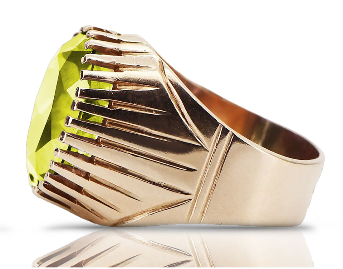 Vintage Yellow Peridot Ring in 14K Rose Gold (vrc048r-yp) — side view showing the setting