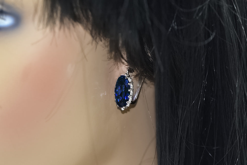 Vintage Sapphire Earrings in Sterling Silver (vec174s-sp) — side view showing the setting