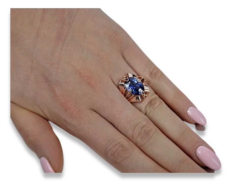 Vintage Alexandrite Ring in 14K Rose Gold (vrc015r-ax) — detail of the metal texture