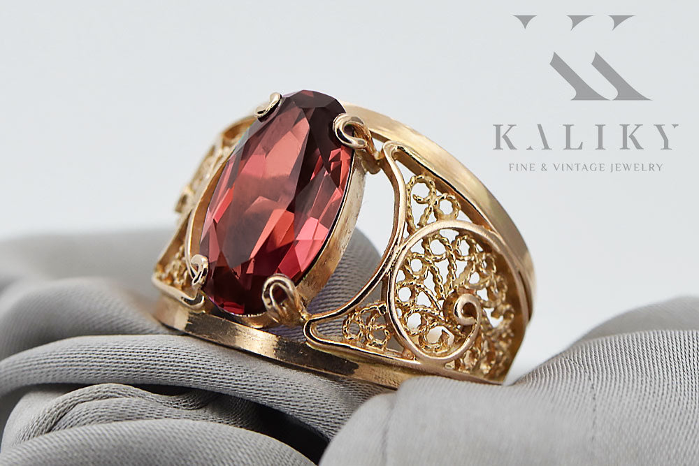 Vintage Ruby Ring in 14K Rose Gold (vrc057r-rb) — worn on the hand, showing profile