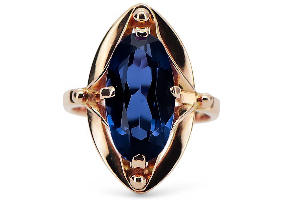 Vintage Sapphire Ring in 14K Rose Gold (vrc047r-sp) — close-up of the stone and setting