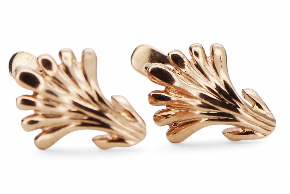 Vintage Leaf Earrings in 14K Rose Gold (ven211) — view 5
