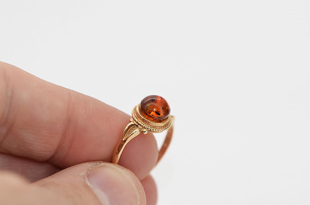 Vintage Amber Ring in 14K Rose Gold (vrab044) — full view of the piece