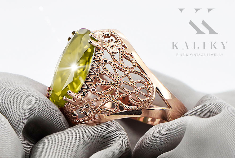 Vintage Yellow Peridot Ring in 14K Rose Gold (vrc074r-yp) — side view showing the setting