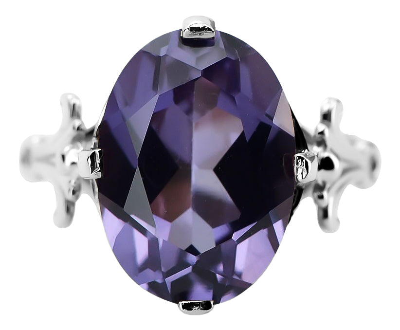 Vintage Alexandrite Ring in Sterling Silver (vrc369s-ax) — close-up of the stone and setting