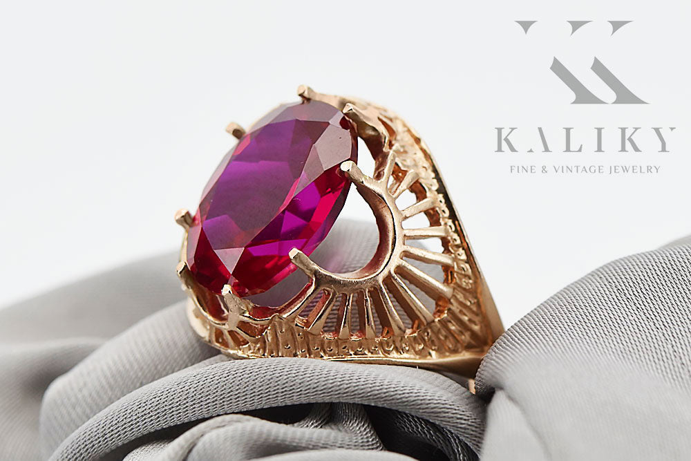 Vintage Ruby Craft Ring in 14K Rose Gold (vrc003r-rb) — worn on the hand, showing profile