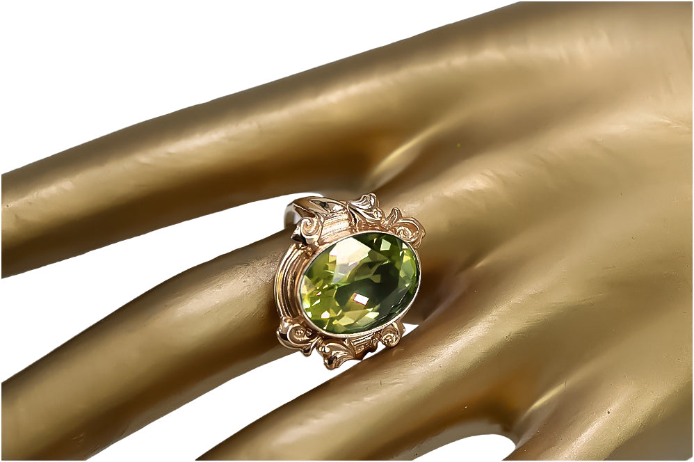 Vintage Yellow Peridot Ring in 14K Rose Gold (vrc100r-yp) — side view showing the setting