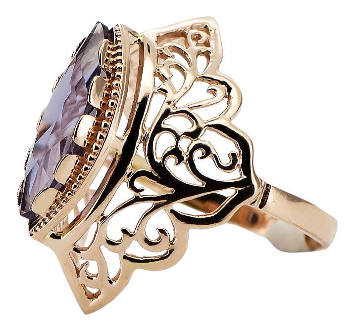 Vintage Alexandrite Marquise Ring in 14K Rose Gold (vrc017r-ax) — worn on the hand, showing profile
