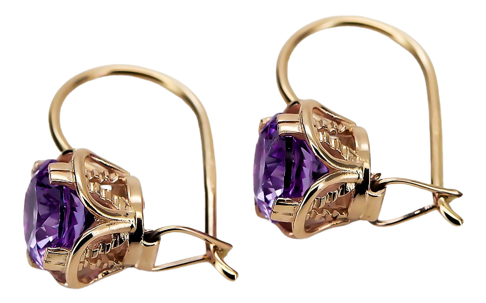 Vintage Alexandrite Earrings in 14K Rose Gold (vec029r-ax) — worn on the hand, showing profile