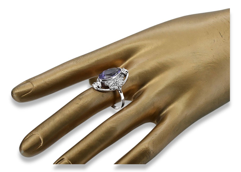 Vintage Alexandrite Ring in Sterling Silver (vrc014s-ax) — close-up of the stone and setting