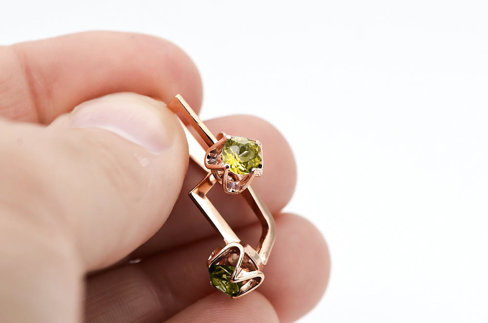 Vintage Yellow Peridot Earrings in 14K Rose Gold (vec005r-yp) — side view showing the setting