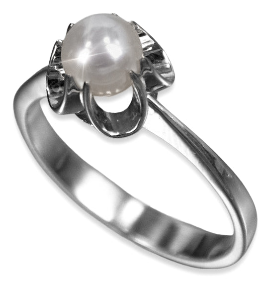 Vintage Pearl Ring in Sterling Silver (vrpr001s) — worn on the hand, showing profile