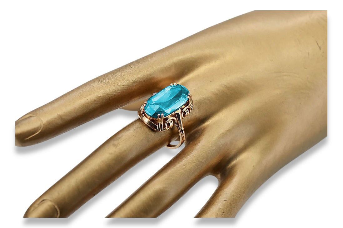 Vintage Aquamarine Ring in 14K Rose Gold (vrc038r-aq) — close-up of the stone and setting