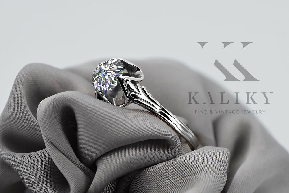 Vintage Zircon Ring in Sterling Silver (vrc023s-zi) — worn on the hand, showing profile