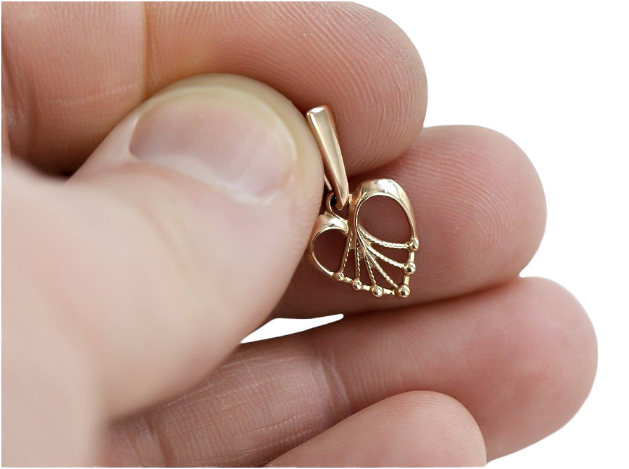 Vintage Heart Pendant in Rose Gold-Plated Sterling Silver (vpn076rp) — full view of the piece