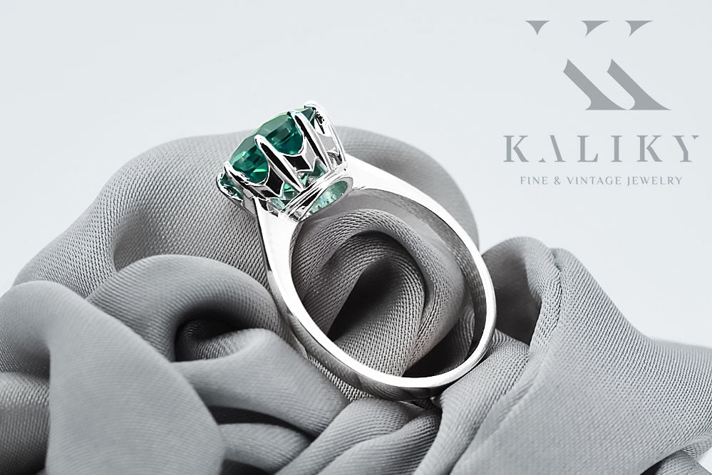 Vintage Emerald Ring in Sterling Silver (vrc157s-em) — close-up of the hallmark on the inner band