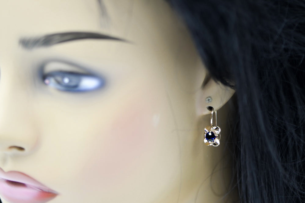 Vintage Sapphire Craft Earrings in 14K Rose Gold (vec116r-sp) — side view showing the setting