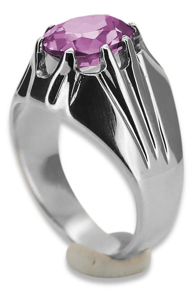 Vintage Amethyst Ring in Sterling Silver (vrc016s-am) — worn on the hand, showing profile