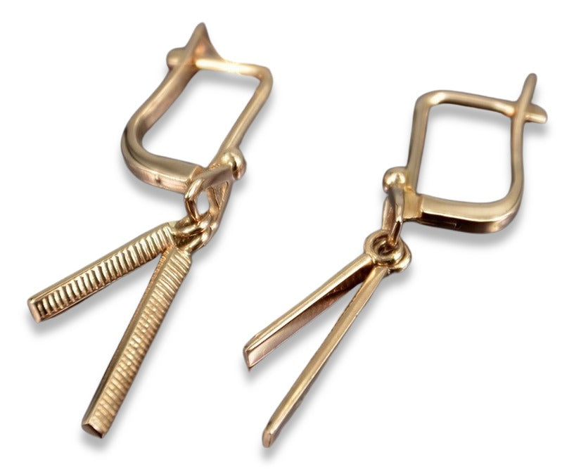 Vintage Hanging Earrings in 14K Rose Gold (ven234) — close-up of the stone and setting