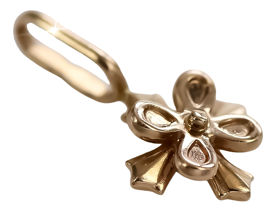 Vintage Flower Pendant in 14K Rose Gold (vpn043) — close-up of the stone and setting