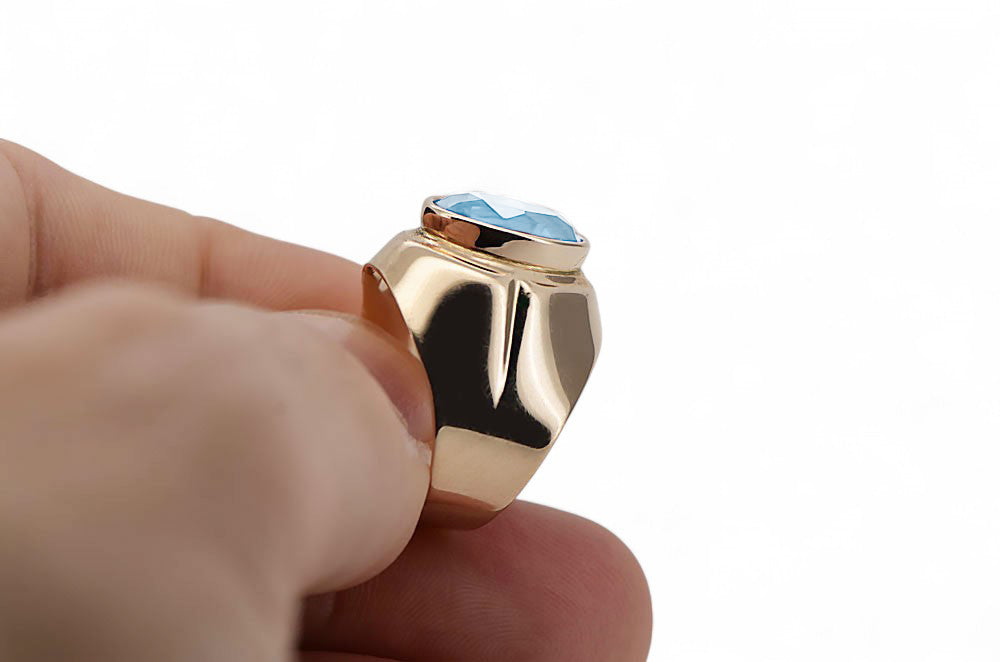 Vintage Aquamarine Ring in 14K Rose Gold (vrc296r-aq) — worn on the hand, showing profile