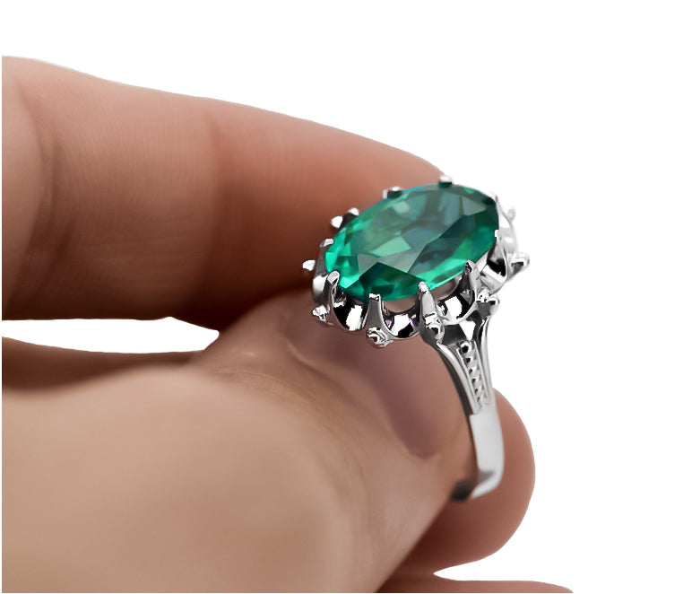 Vintage Emerald Ring in Sterling Silver (vrc079s-em) — worn on the hand, showing profile
